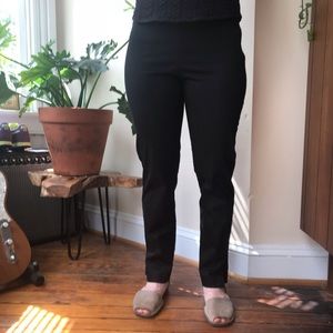 Adrienne Vittadini black crop slacks. Size 2.